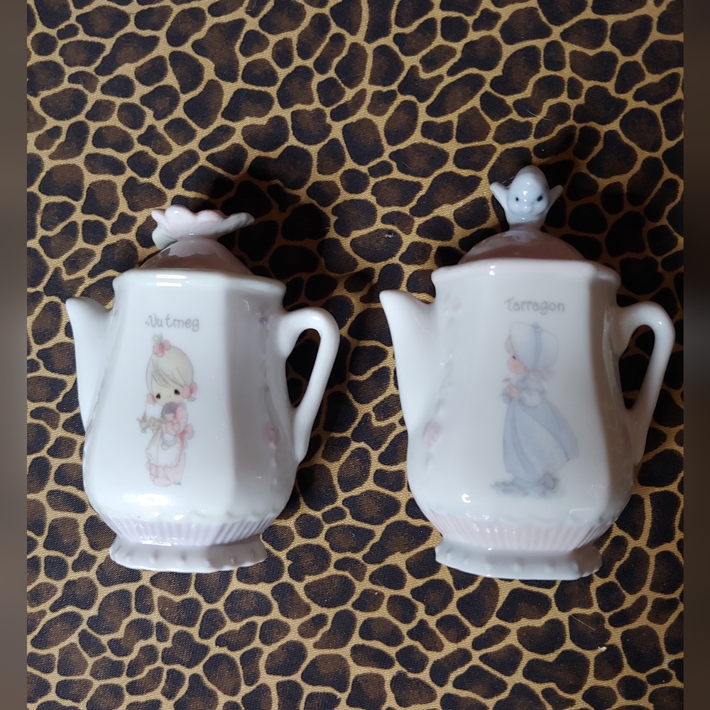 Vintage Precious Moments herb jars 1995 Enesco
